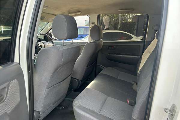 2011 Toyota Hilux SR KUN26R 4X4