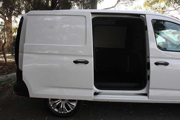 2022 Volkswagen Caddy TDI320 5 LWB