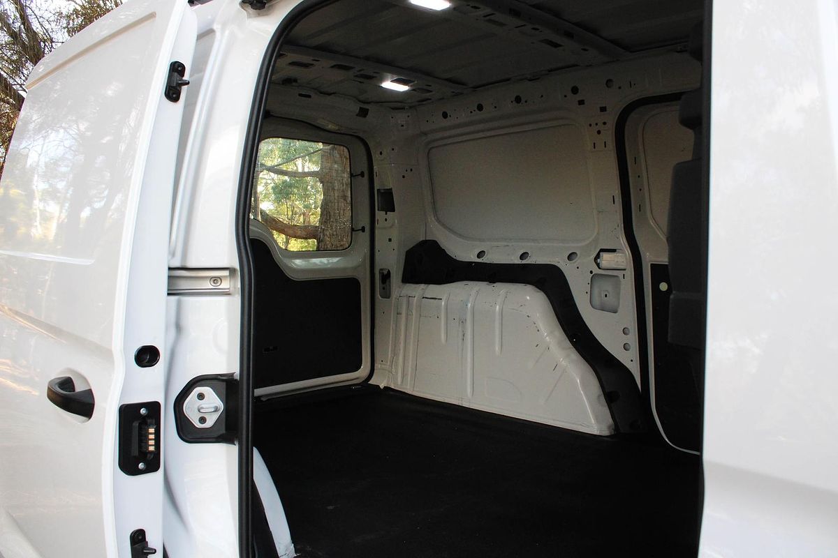 2022 Volkswagen Caddy TDI320 5 LWB