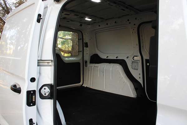 2022 Volkswagen Caddy TDI320 5 LWB