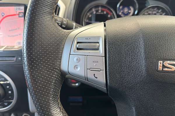 2018 Isuzu MU-X LS-T