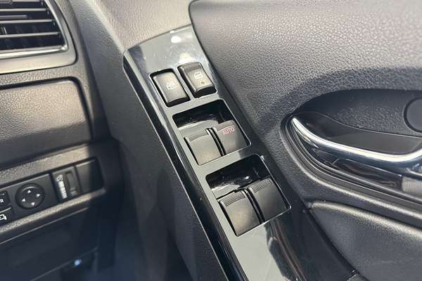 2018 Isuzu MU-X LS-T
