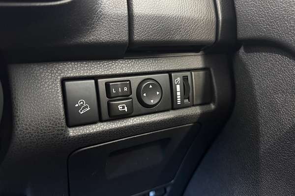 2018 Isuzu MU-X LS-T