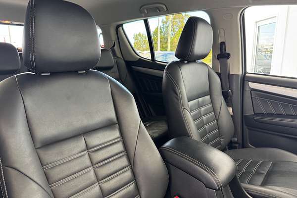 2018 Isuzu MU-X LS-T