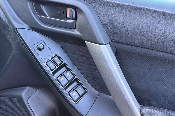 2013 Subaru Forester 2.5i S4