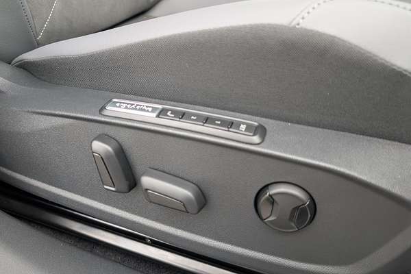 2025 Volkswagen ID.4 Pro E2