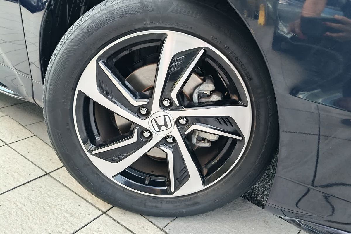 2016 Honda Odyssey VTi-L 5th Gen