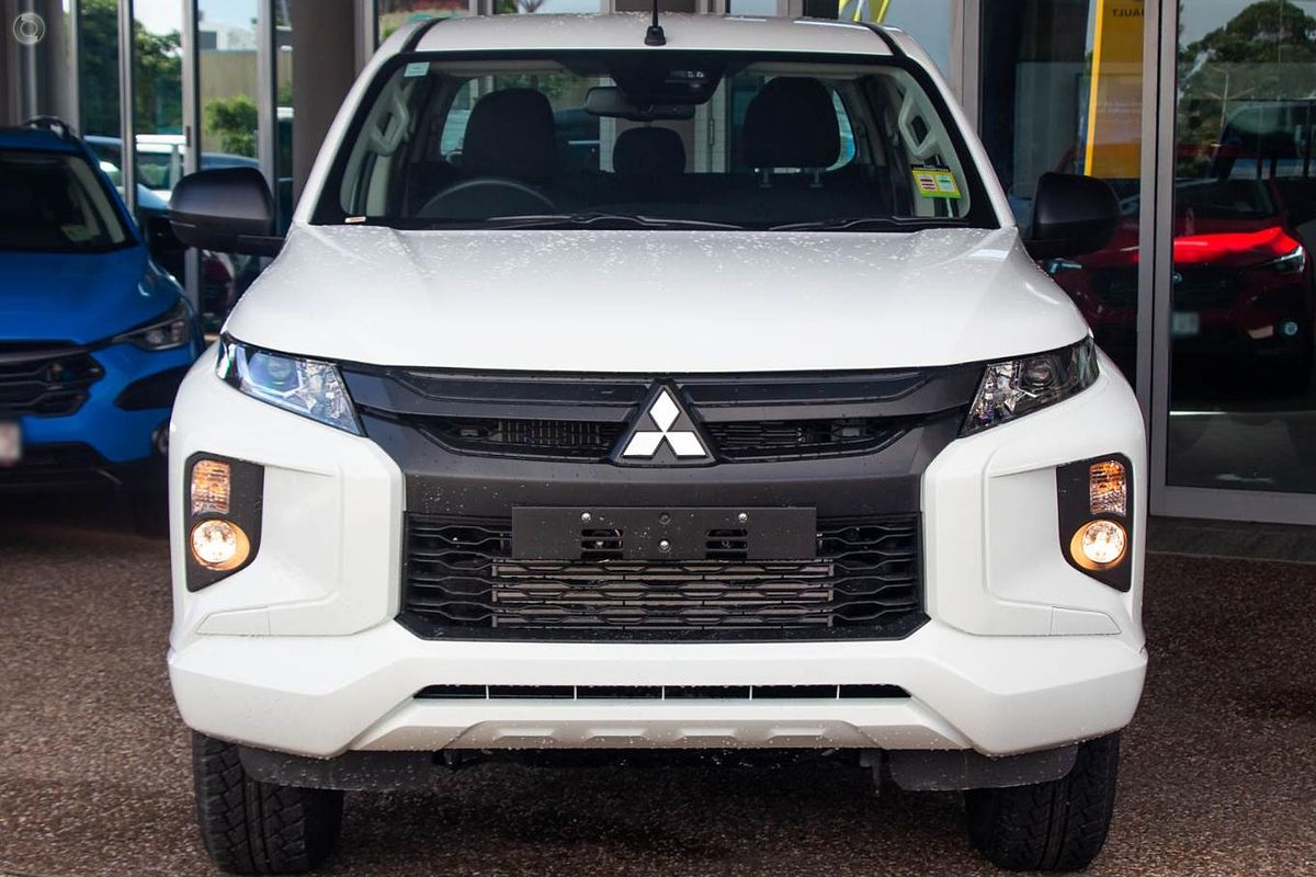 2023 Mitsubishi Triton GLX MR 4X4