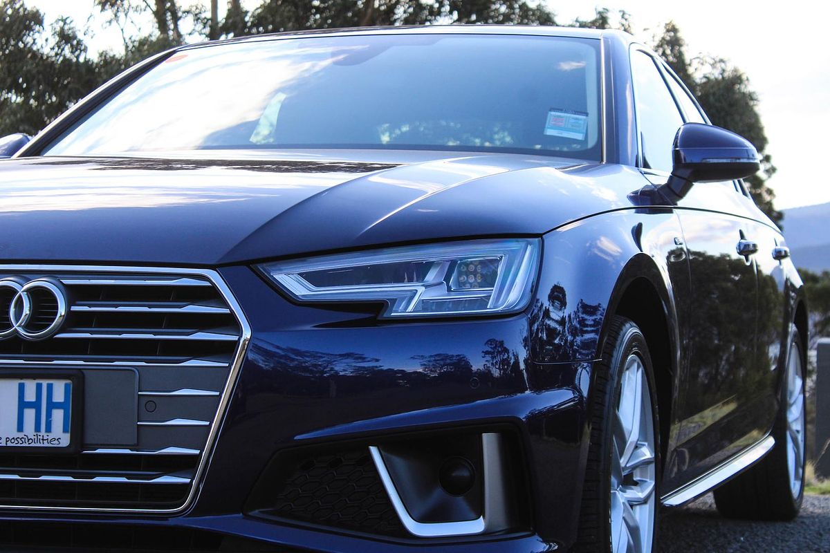 2019 Audi A4 35 TFSI S line B9