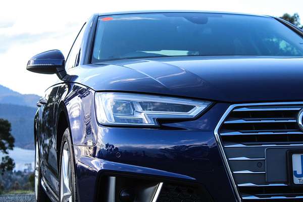 2019 Audi A4 35 TFSI S line B9