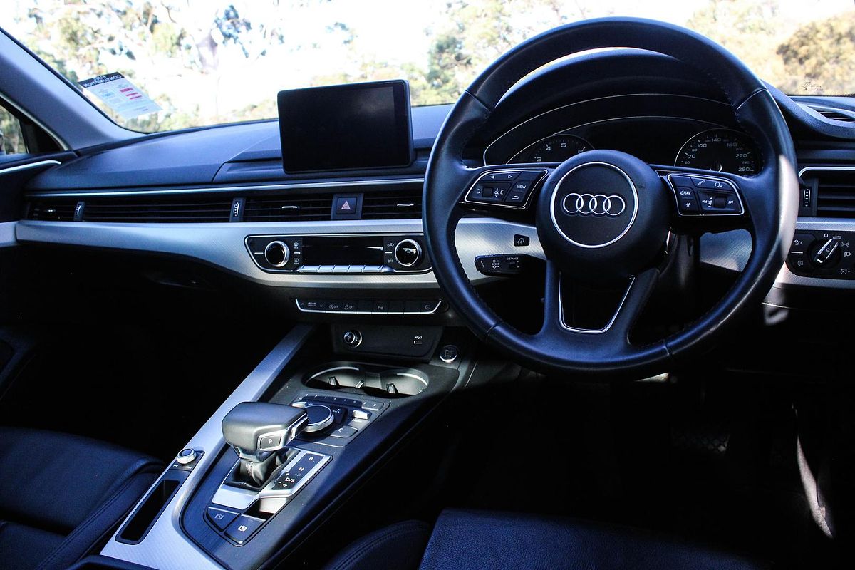 2019 Audi A4 35 TFSI S line B9