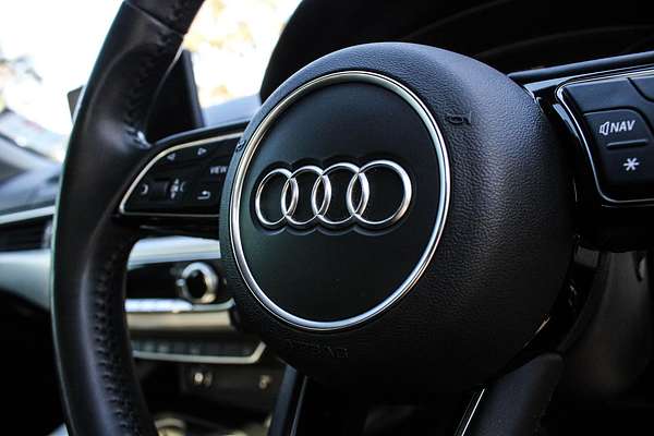 2019 Audi A4 35 TFSI S line B9