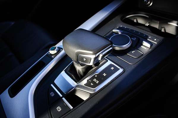 2019 Audi A4 35 TFSI S line B9