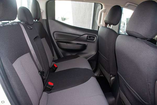 2023 Mitsubishi Triton GLX MR 4X4