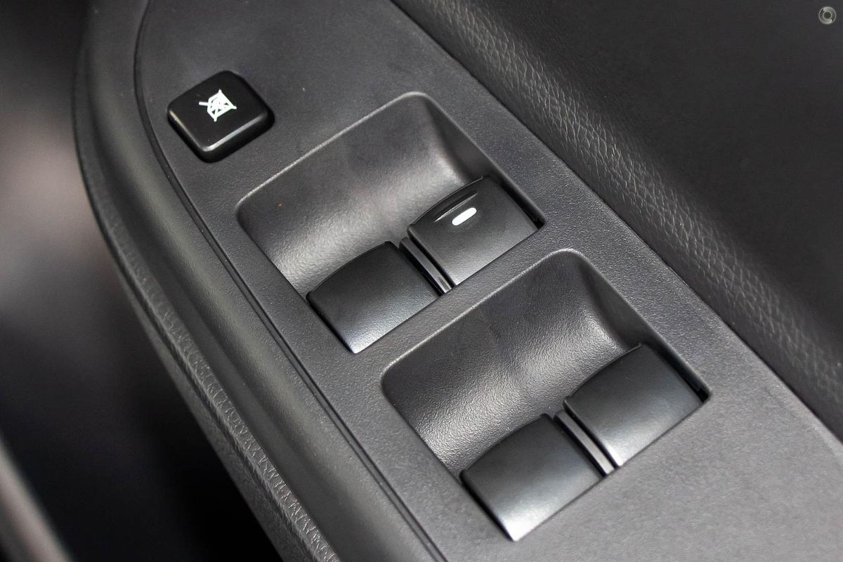 2023 Mitsubishi Triton GLX MR 4X4