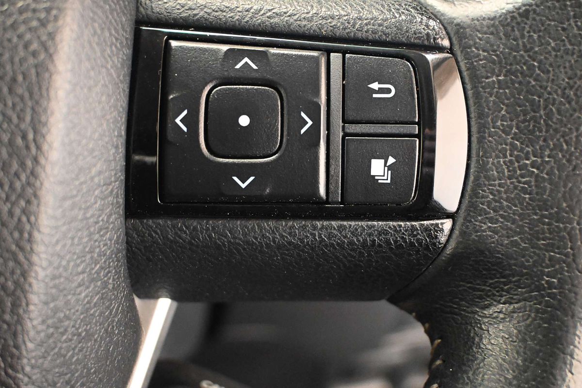 2017 Toyota Hilux SR5 GUN126R 4X4