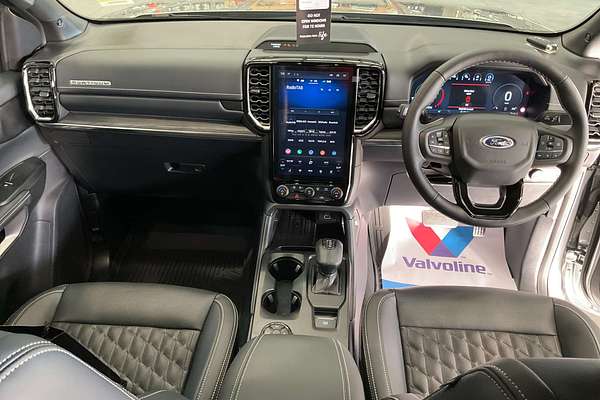 2024 Ford Everest Platinum  3.0L