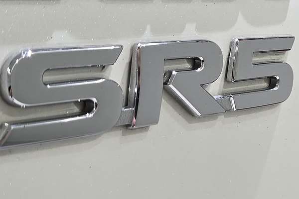 2021 Toyota Hilux Hilux 4x4 SR5 2.8L T Diesel Automatic Double Cab GUN126R 4X4
