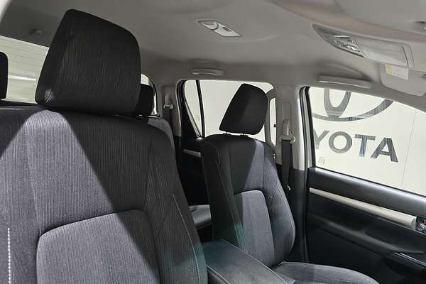 2021 Toyota Hilux Hilux 4x4 SR5 2.8L T Diesel Automatic Double Cab GUN126R 4X4