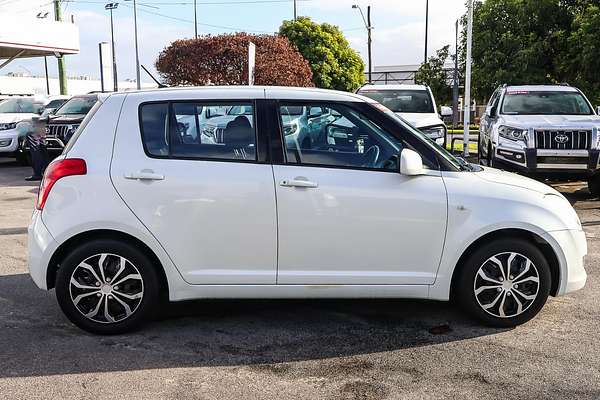 2009 Suzuki Swift RS415