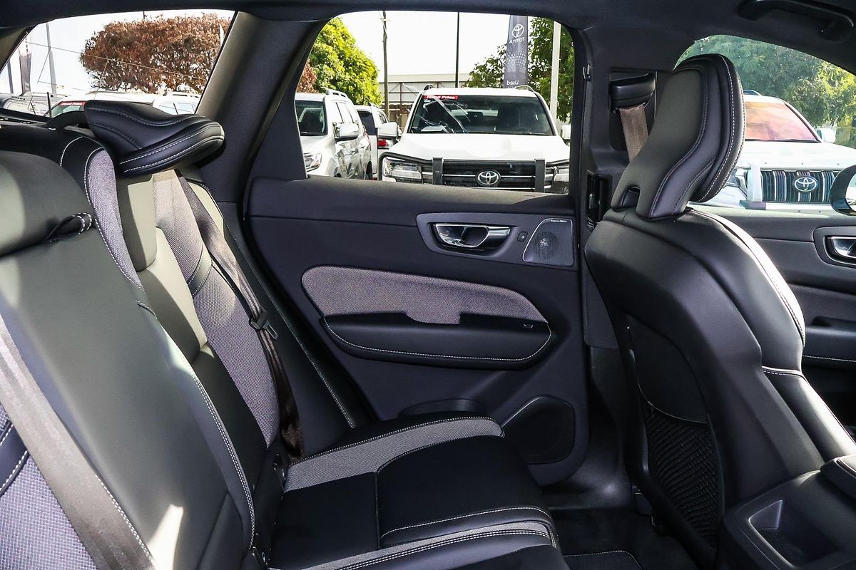 2022 Volvo XC60 Recharge Plug-In Hybrid