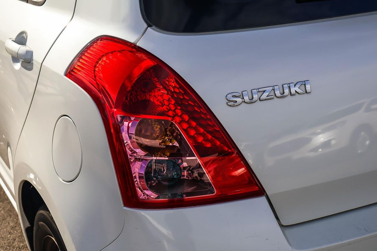 2009 Suzuki Swift RS415