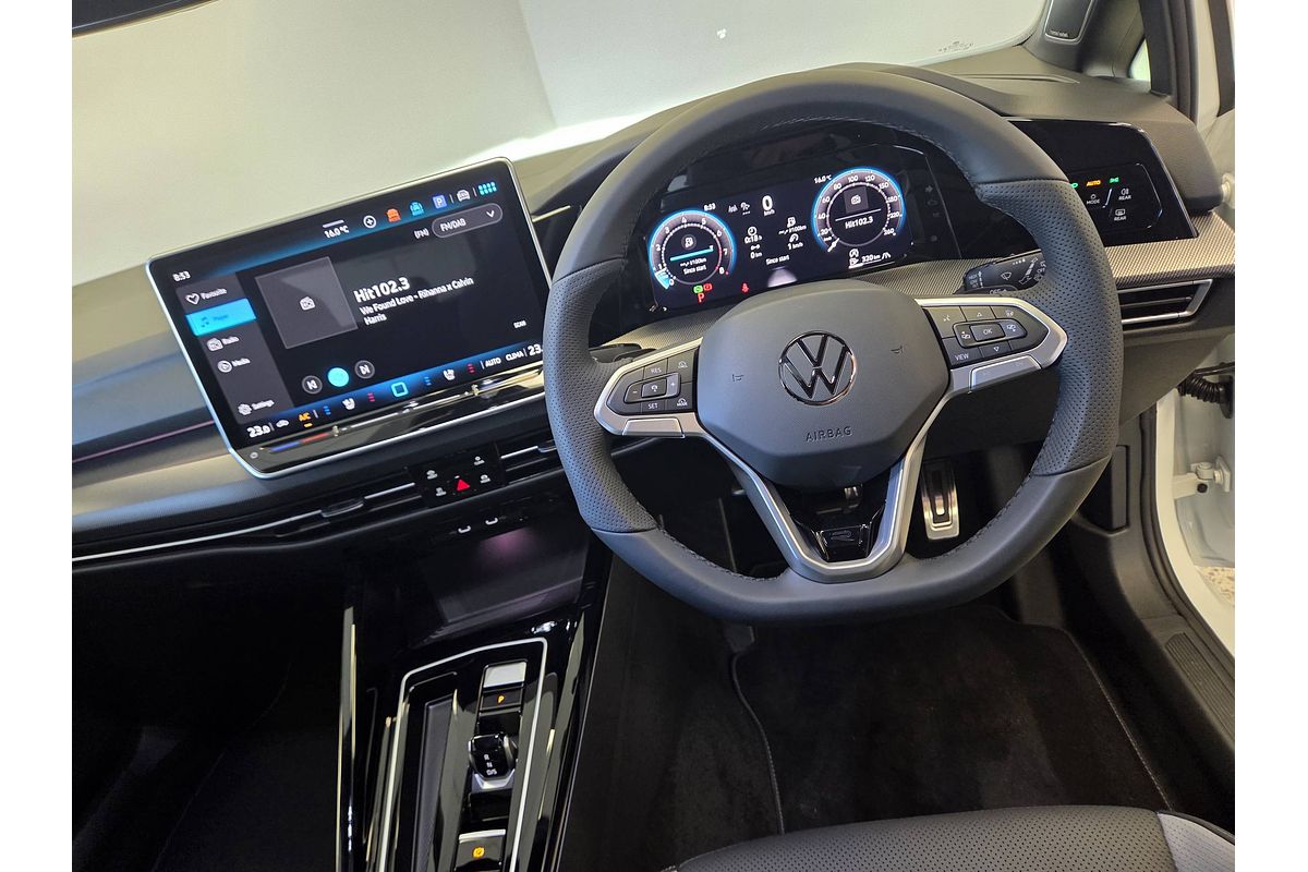2025 Volkswagen Golf 110TSI R-Line 8.5