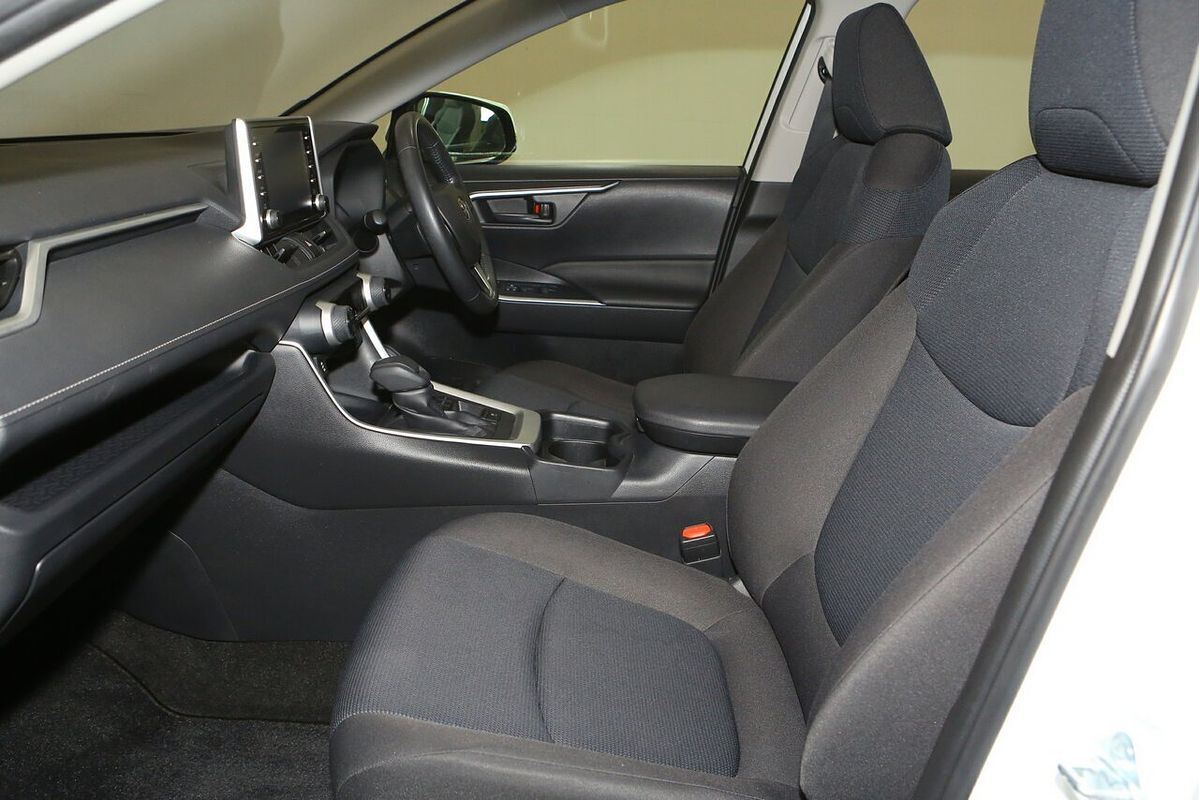 2021 Toyota RAV4 GX AXAH52R