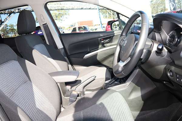 2023 Suzuki S-Cross JYB