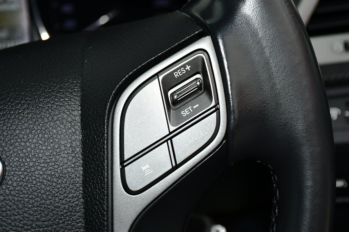 2017 Hyundai Santa Fe Active X DM5 Series II