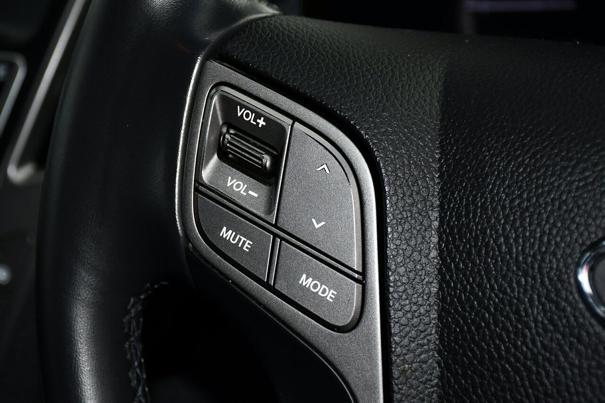 2017 Hyundai Santa Fe Active X DM5 Series II