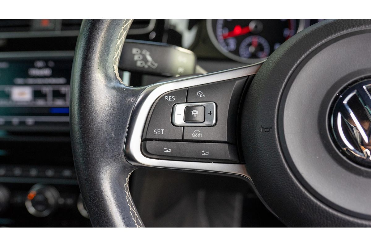 2016 Volkswagen Golf 110TSI Highline 7