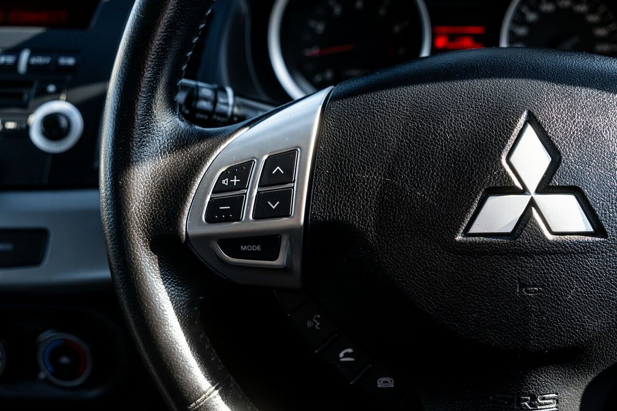 2011 Mitsubishi Lancer ES CJ