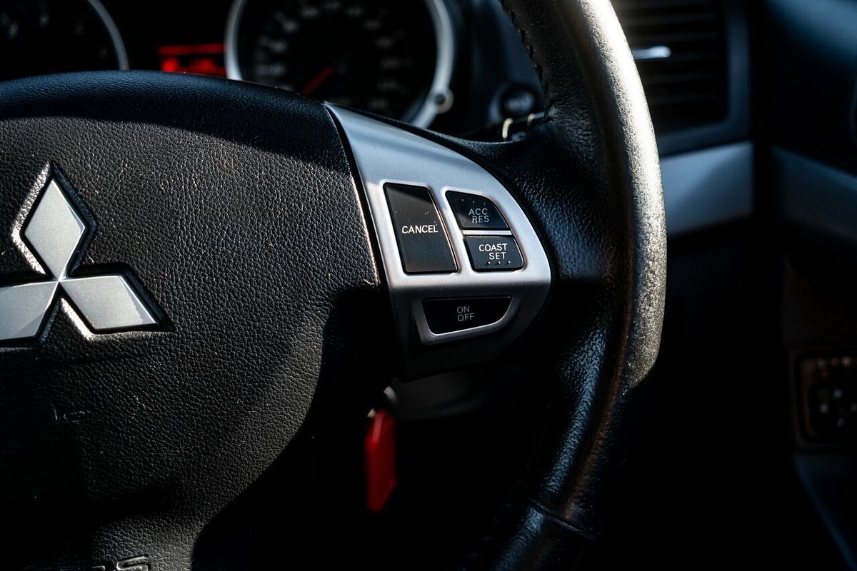 2011 Mitsubishi Lancer ES CJ