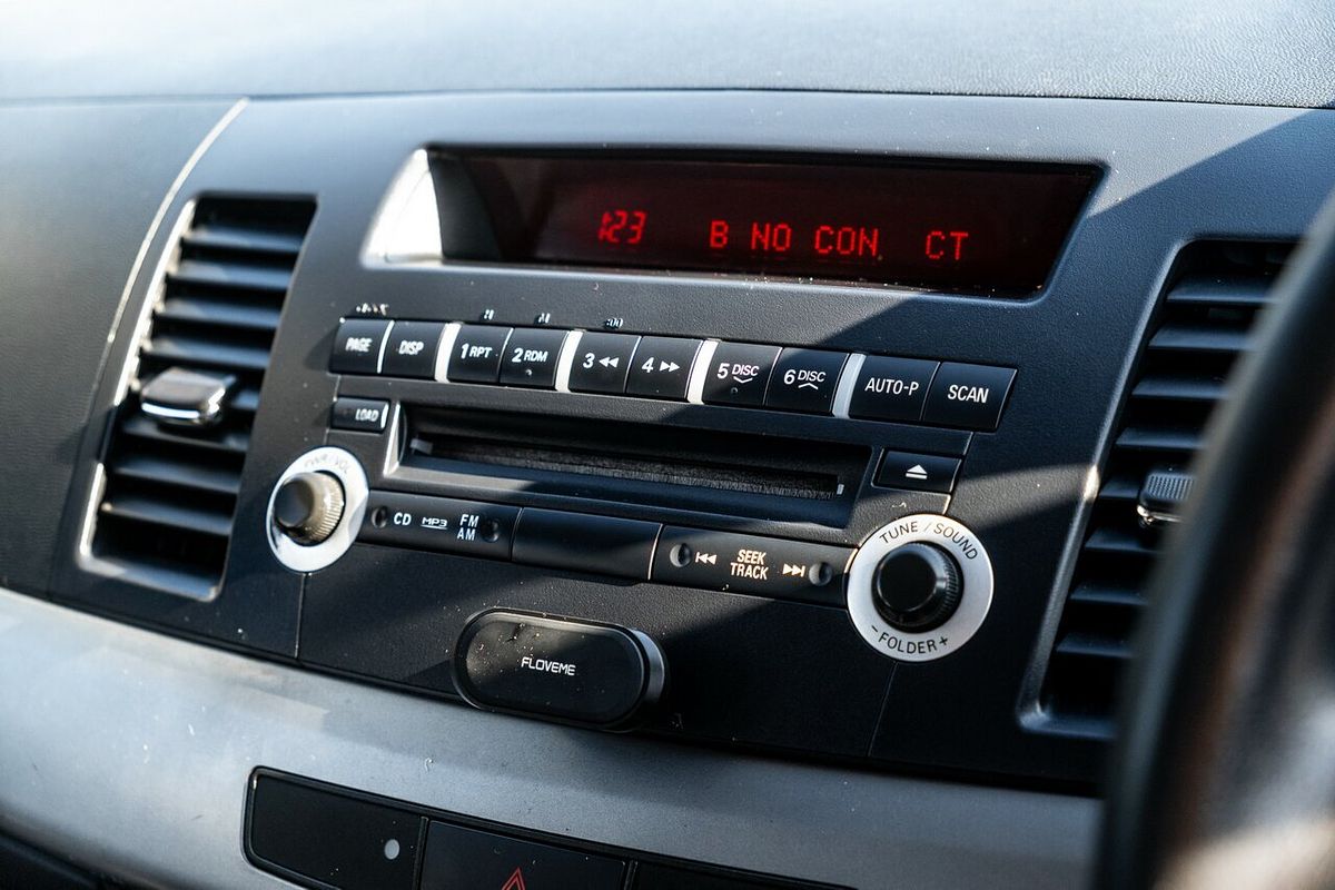 2011 Mitsubishi Lancer ES CJ