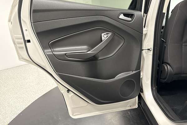 2017 Ford Escape Trend ZG