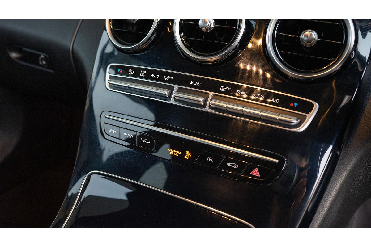 2019 Mercedes-Benz C-Class C200 W205