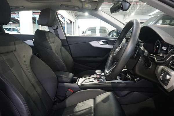 2023 Audi A4 35 TFSI S line B9