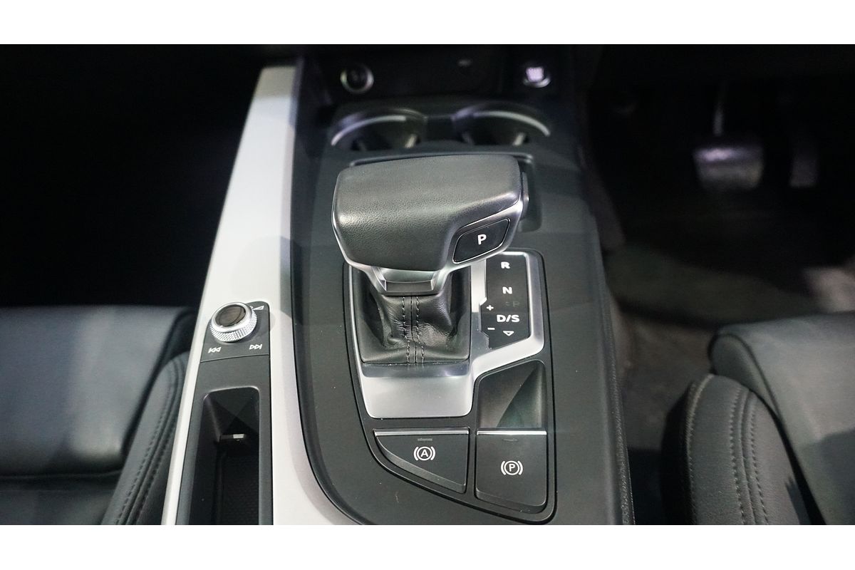 2023 Audi A4 35 TFSI S line B9
