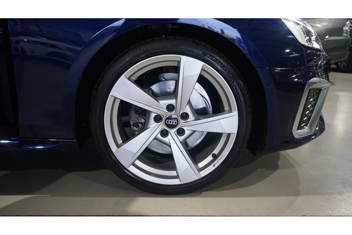 2023 Audi A4 35 TFSI S line B9
