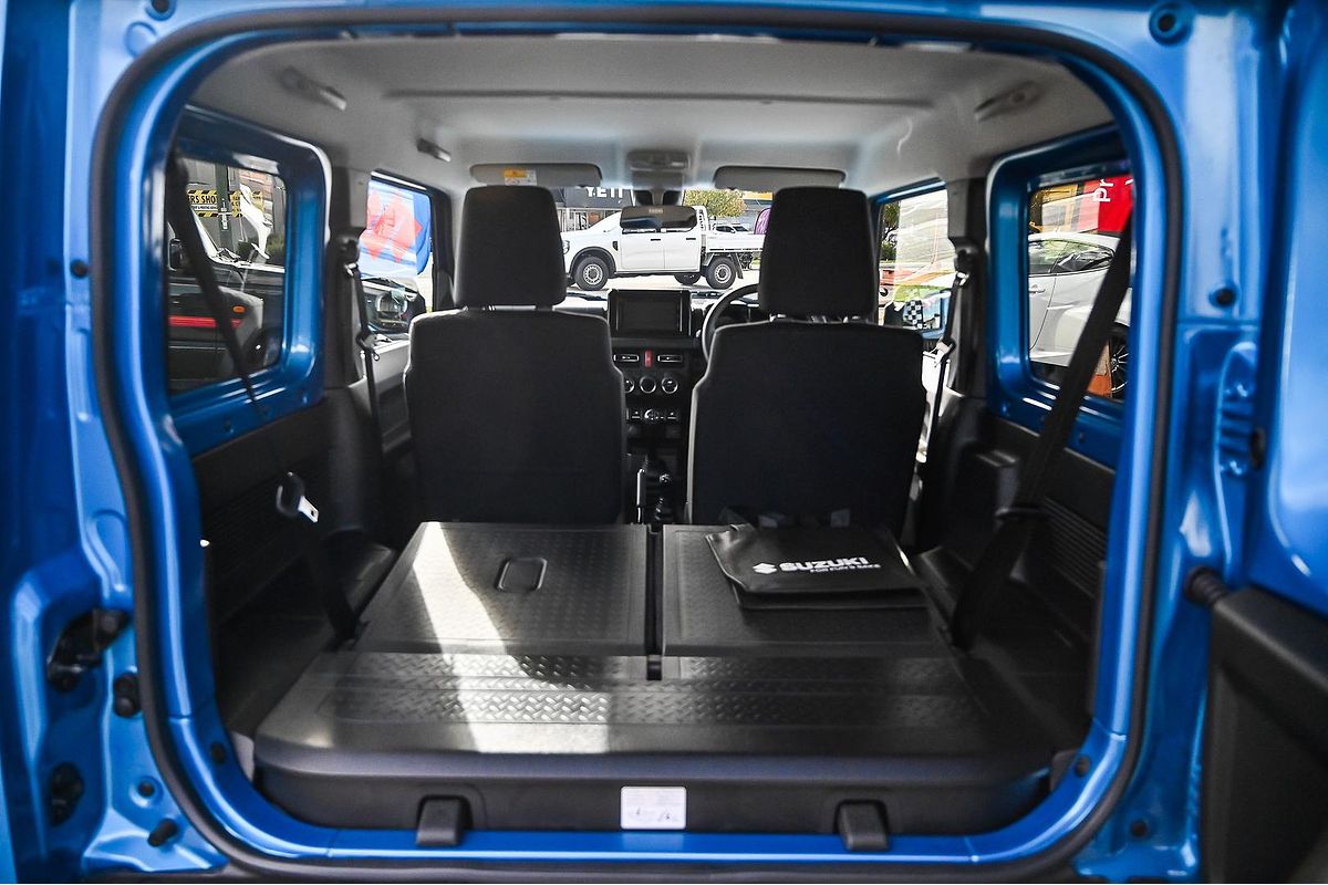 2025 Suzuki Jimny