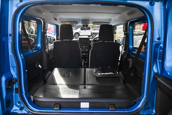2025 Suzuki Jimny