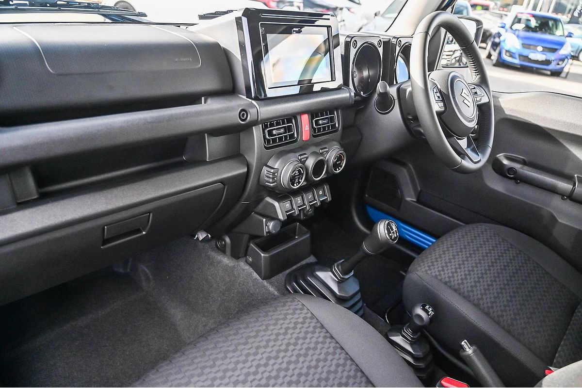 2025 Suzuki Jimny