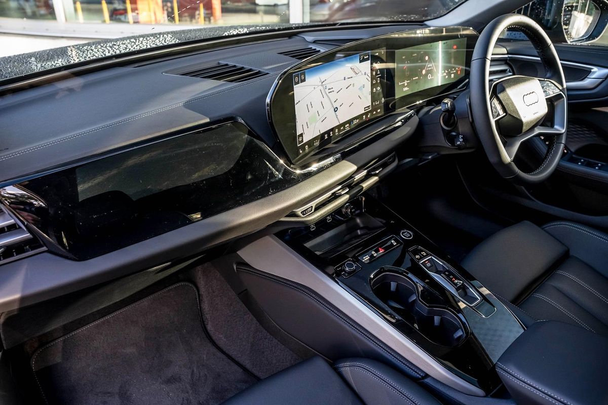2025 Audi A5 TFSI 150kW S line B10