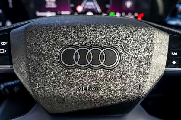 2025 Audi A5 TFSI 150kW S line B10
