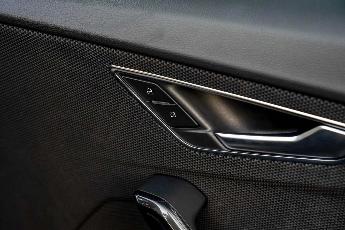 2024 Audi SQ2 GA