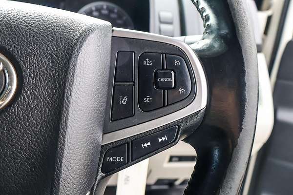 2020 Toyota Hiace GDH300R LWB