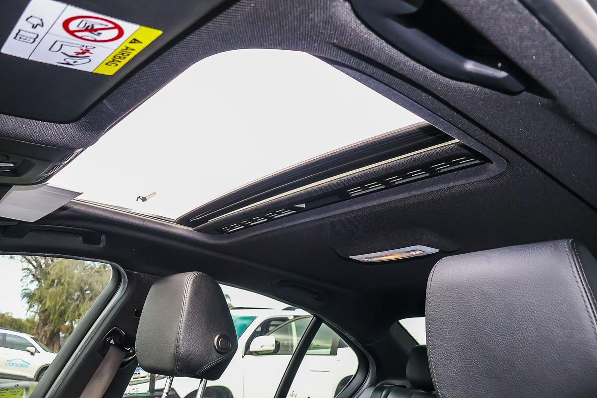 2018 BMW 3 Series 320i M Sport F30 LCI