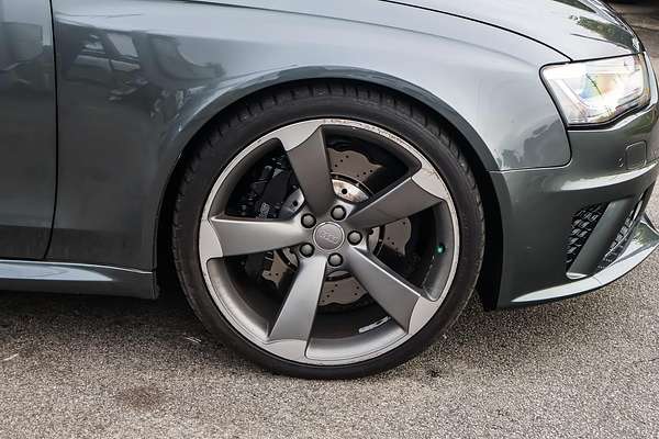 2013 Audi RS4 B8