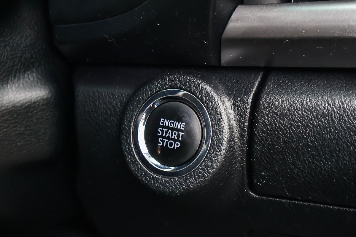 2016 Toyota Hilux SR5 GUN126R 4X4